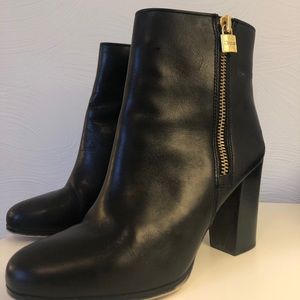 Michael Kors Boots
